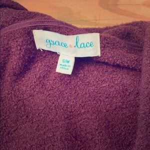 Grace & Lace s/m bamboo wrap, maroon.